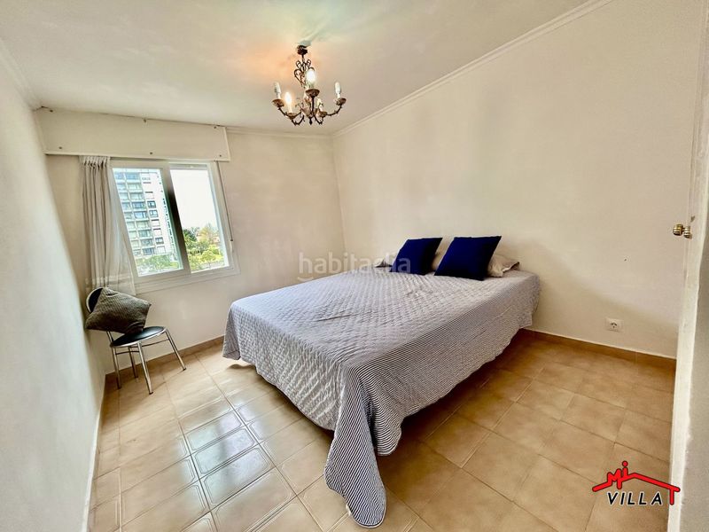 Foto d3d0ba69-ba2c-4395-9c04-ac621b1d0b28. Pis amb aparcament a Zona Playa Laredo