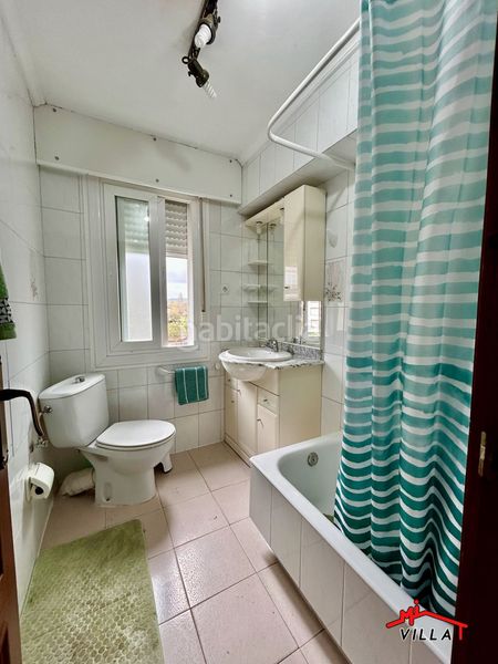 Foto e611efaf-26a2-41eb-a531-9a92336eb1d7. Pis amb aparcament a Zona Playa Laredo