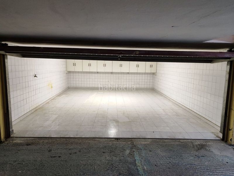 Foto 40560ec3-417d-4124-af14-8952d42b0eb3. Aparcament cotxe a Zona Playa Laredo