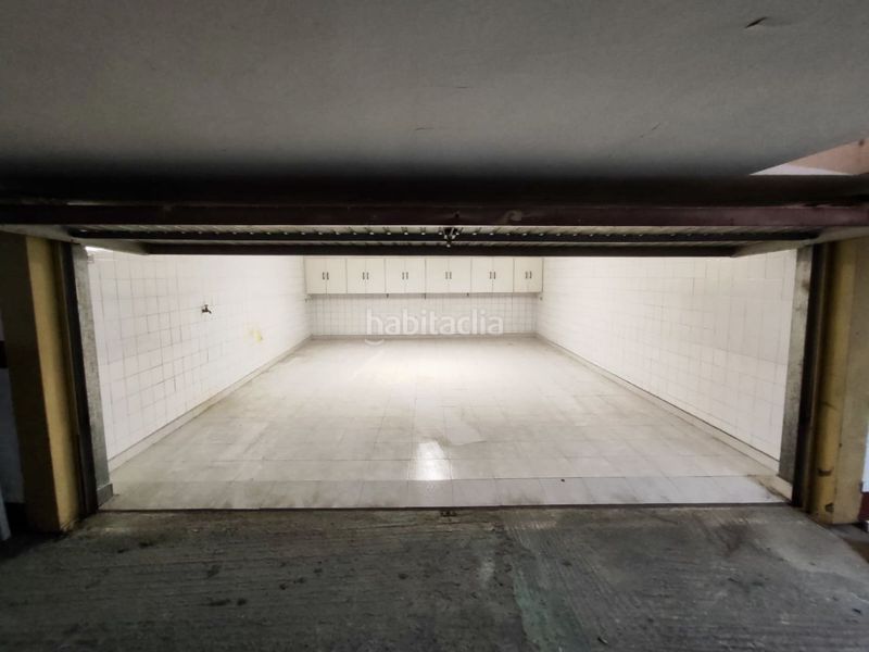 Foto b1430567-2d7a-4c9a-aa6e-7021b4c9b91e. Aparcament cotxe a Zona Playa Laredo