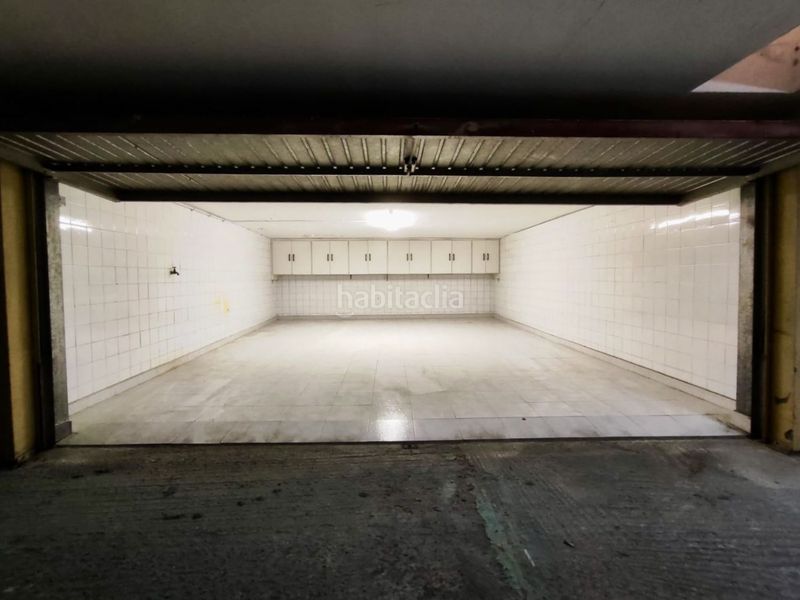 Foto e1aee72a-c707-4fb8-9399-f00a30a90eba. Aparcament cotxe a Zona Playa Laredo