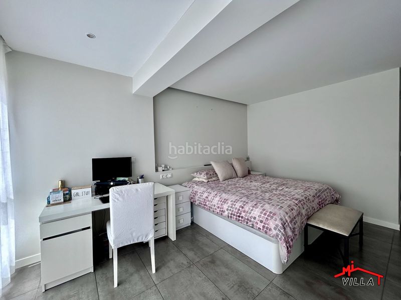 Foto 0b946d3f-6810-4c1c-8b45-0fce5b8d2aa3. Pis amb calefacció aparcament a Centro Laredo