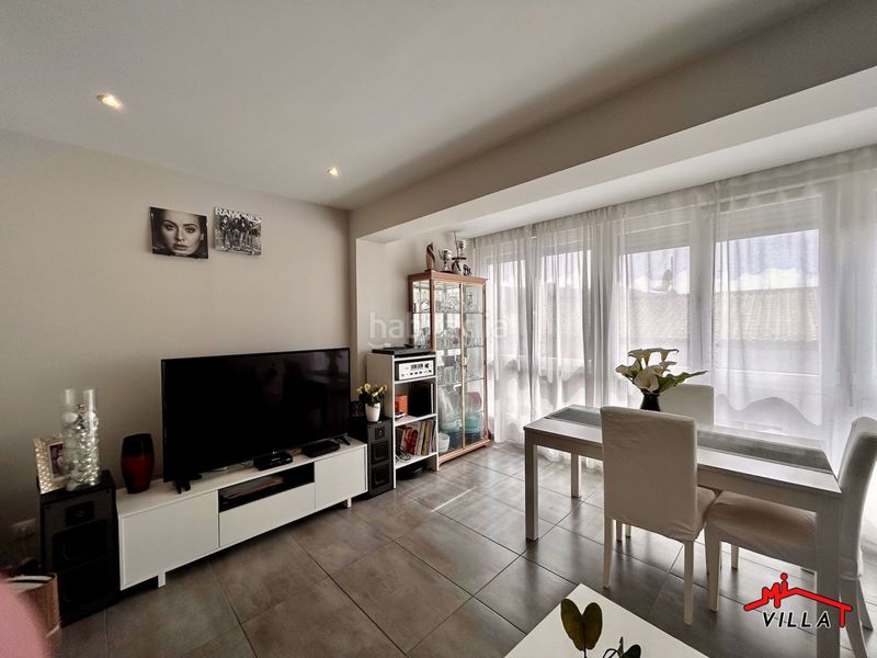 Foto 38d3af9f-de00-4d26-9127-3429c0591227. Pis amb calefacció aparcament a Centro Laredo