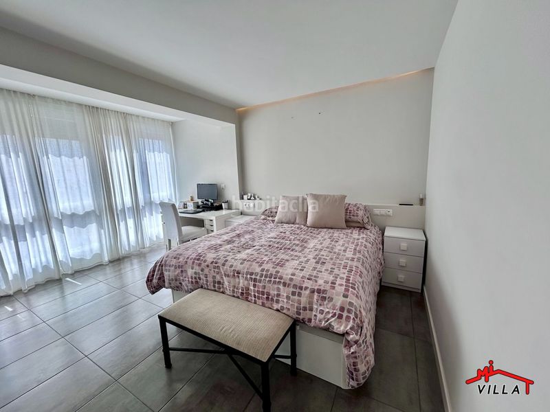 Foto 433b34bc-09d1-4235-83a0-28a9f13ec979. Pis amb calefacció aparcament a Centro Laredo