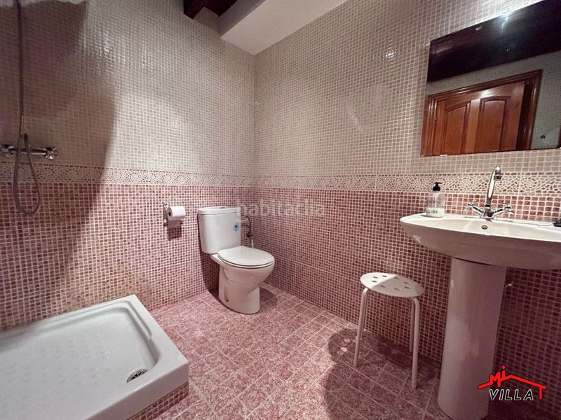 Foto 021f333f-c00e-441f-b52e-520db48808a6. Casa adossada a Rasines