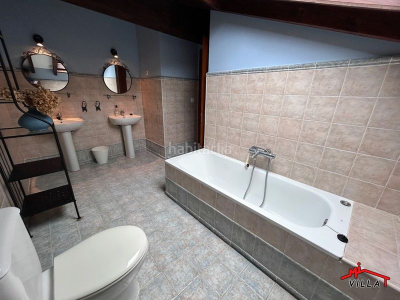 Foto 259c88cc-369c-4b07-9268-c750182c918f. Casa adossada a Rasines