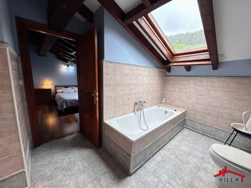 Foto 8a646f1b-5cb5-4316-b055-78356d6d557b. Casa adossada a Rasines