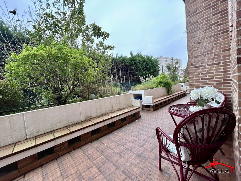 Foto 13051d0a-95bd-4792-be73-0ed6b106f268. Casa adossada amb calefacció aparcament a Zona Playa Laredo