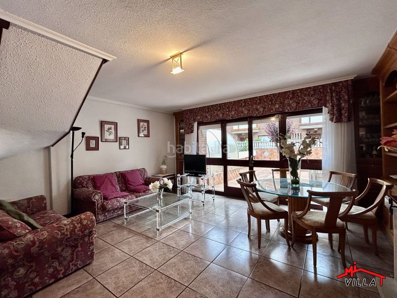 Foto 4b202436-535a-43ea-b548-0e7fa46941e2. Casa adossada amb calefacció aparcament a Zona Playa Laredo
