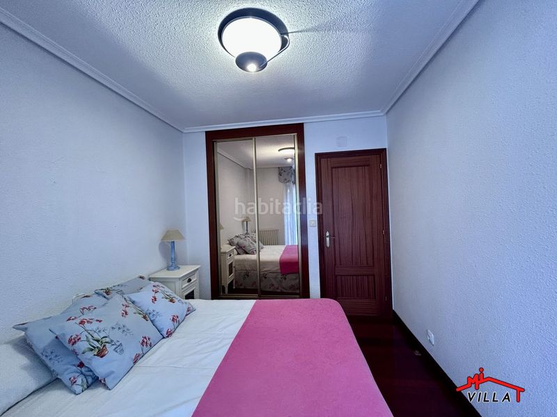 Foto cb864f56-1074-4307-866e-818f5a88b64b. Casa adossada amb calefacció aparcament a Zona Playa Laredo
