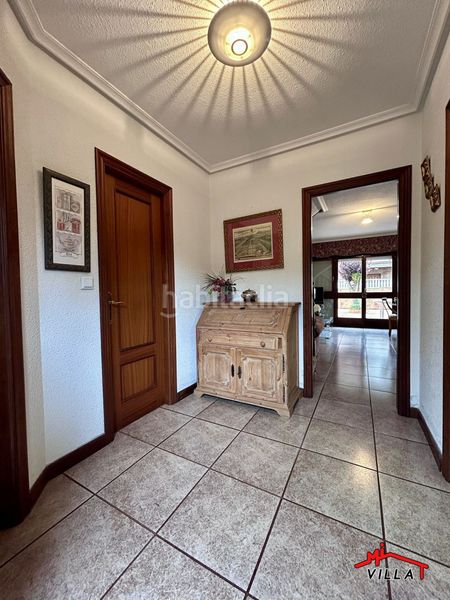 Foto d369777a-4bfb-42c9-a477-ede83e7327bf. Casa adossada amb calefacció aparcament a Zona Playa Laredo