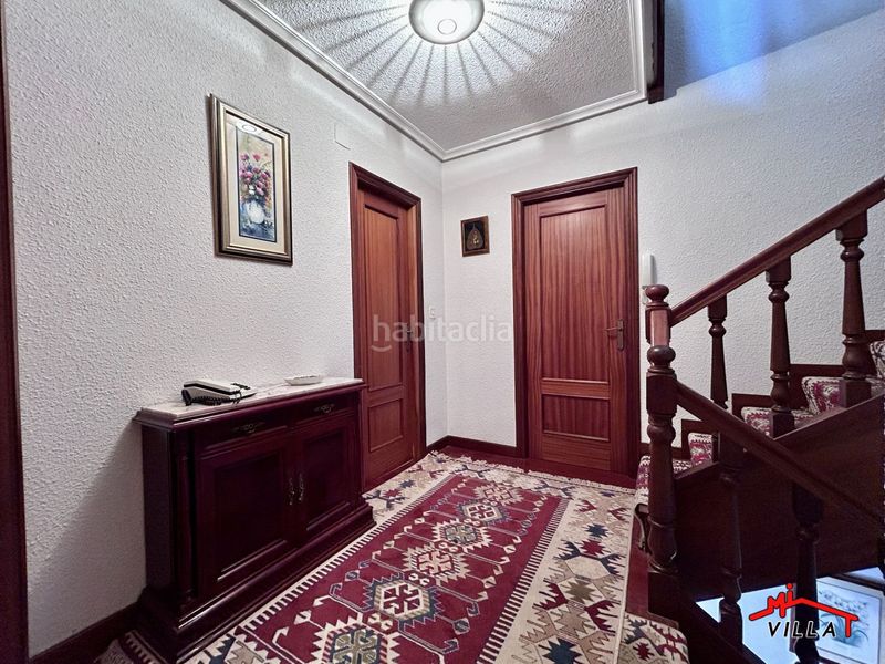 Foto e3aa901c-f571-4659-aee1-006b69e021bc. Casa adossada amb calefacció aparcament a Zona Playa Laredo