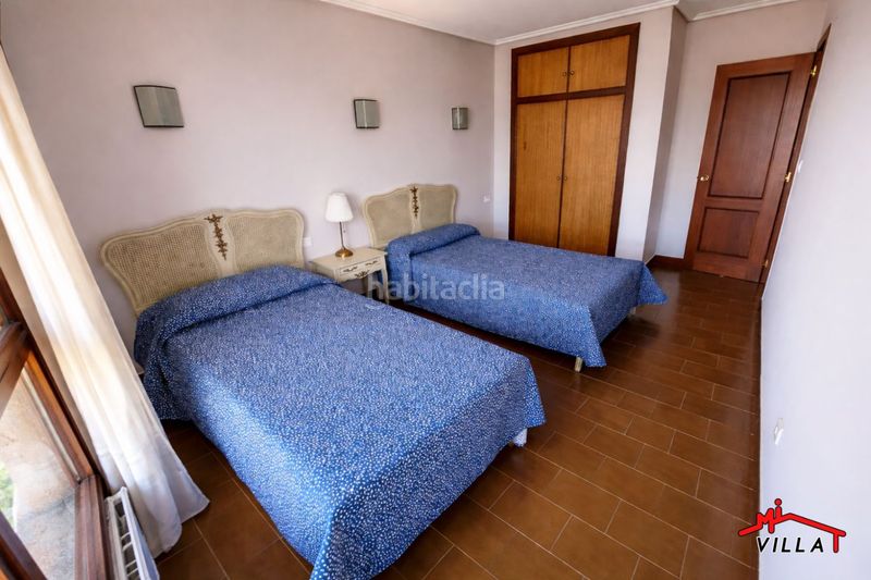 Foto 171683fb-c46e-4426-a497-986a754189a2. Pis amb aparcament a Zona Playa Laredo