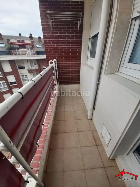 Foto e7dac433-12e6-454e-9dd2-bbc241705548. Pis amb calefacció aparcament a Centro Castro - Urdiales