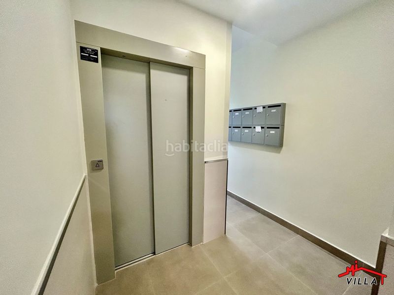 Foto e0daaba7-df5b-4dda-a269-a738e463d0ae. Pis amb calefacció aparcament a Centro Laredo