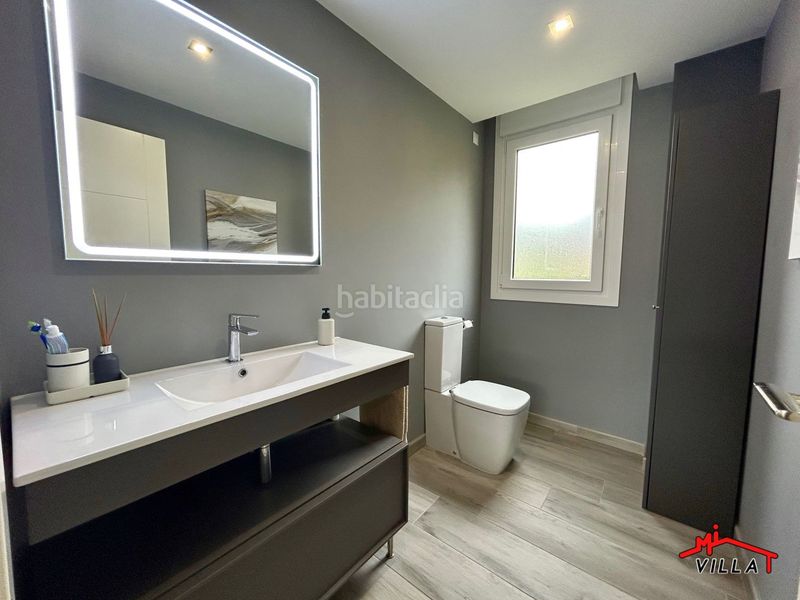 Foto f10da65d-4812-4dae-8f3c-aae129abf625. Chalet  individual en venta , 4 dormitorios. en Ramales de la Victoria