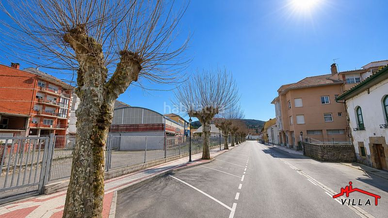 Foto e8a1b5f5-e8dd-4d5a-8f3f-850dd325dcd6. Local comercial a Colindres