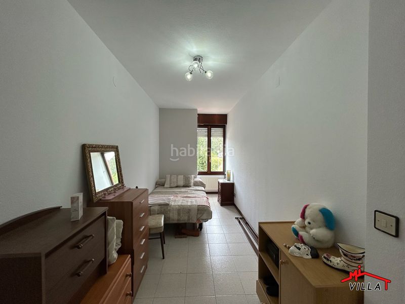 Foto 01e2e50b-6a95-40f7-b625-9cf35edff150. Casa adossada amb calefacció aparcament a Zona Playa Laredo