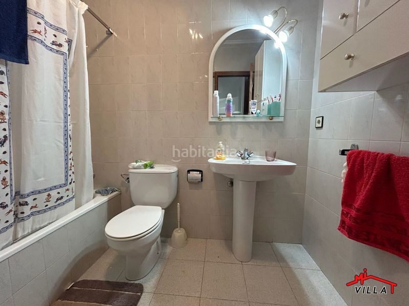 Foto 5f502185-1627-4269-b4f1-14ed49e0f31a. Casa adossada amb calefacció aparcament a Zona Playa Laredo