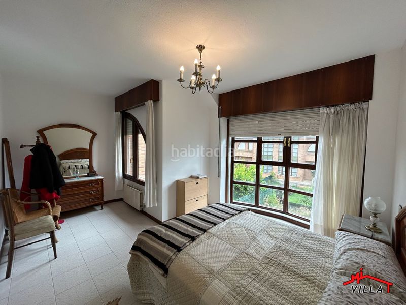 Foto 73aeffa7-e253-43d7-a9e5-2970958a50f4. Casa adossada amb calefacció aparcament a Zona Playa Laredo