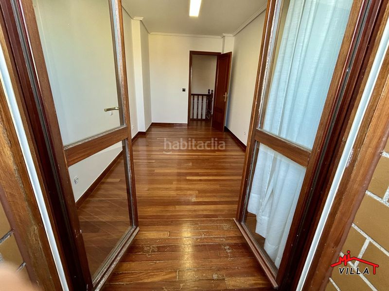 Foto ac64a0c0-7f90-4406-b14b-c55c38438971. Dúplex amb calefacció a Santoña