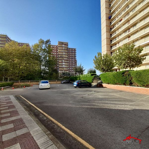 Foto ce96f4a7-dfea-4510-8259-4c2c3f212b03. Pis a Zona Playa Laredo