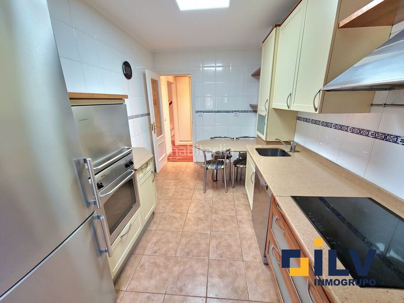 Foto b79f9d48-a5f3-46bc-b0b6-a2ca8b4b2043. Location duplex avec chauffage dans la txitxarra - murrieta - parke Santurtzi Santurtzi