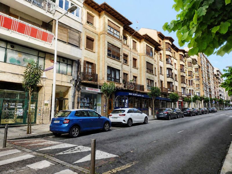 Foto 9fa2f3ba-8a7a-4a50-a501-ca91d1eaae9f. Flat in Centro Santurtzi
