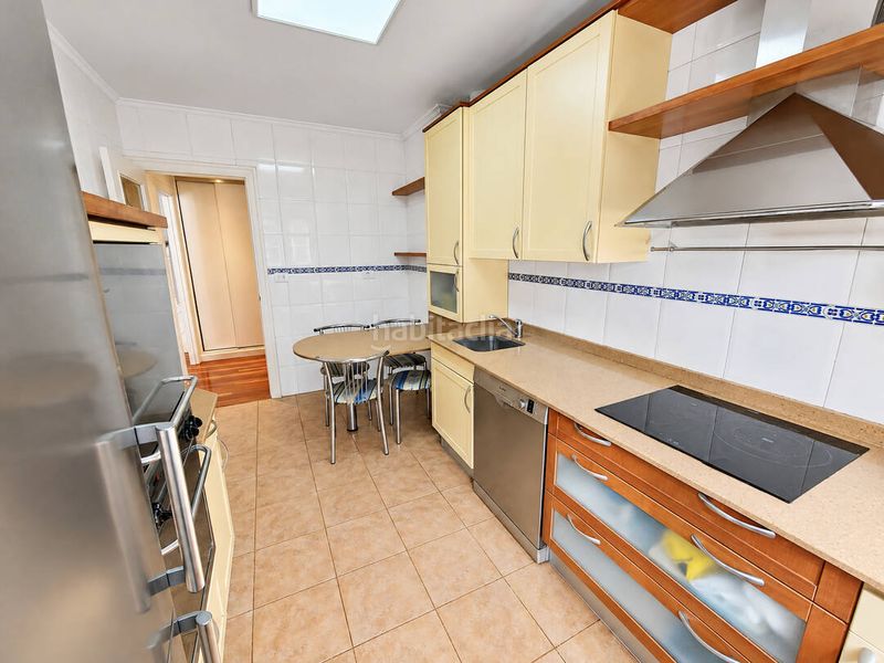 Foto 7d66c478-7543-4821-9af2-464045fdb5cd. Duplex con riscaldamento in la txitxarra - murrieta - parke Santurtzi Santurtzi