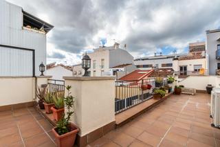 Casa a San Pere. Una casa especial per una famlia especial