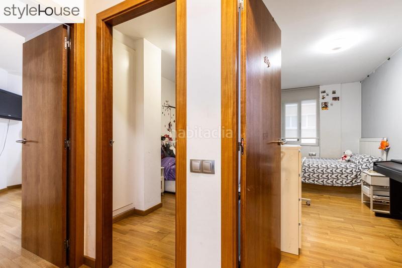 Foto ea3a34f7-c144-41ab-b354-ea3130ebda0c. Piso en carrer sant marc 18 sant jordi home! en Ca n'Aurell Terrassa