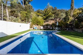 Xalet  Carrer vilumara. Ref. m1149. casa o chalet independiente en venta en cavall berna