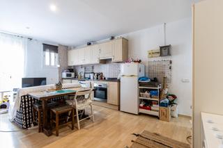 Etagenwohnung in Dreta de l´Eixample. Loft en la villa de gràcia, para entrar a vivir!