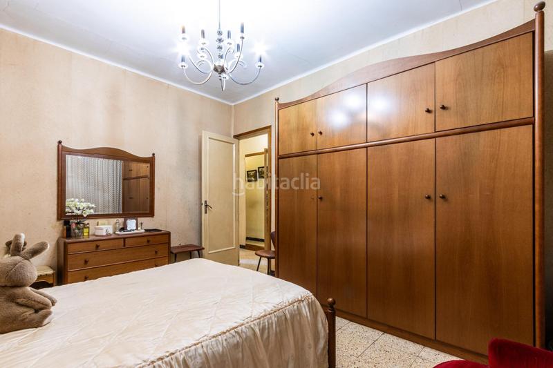 Foto 181650f5-ccc3-4ad8-b231-c2e6b58f8993. Casa adosada casa en planta para crear tu hogar ideal en Terrassa