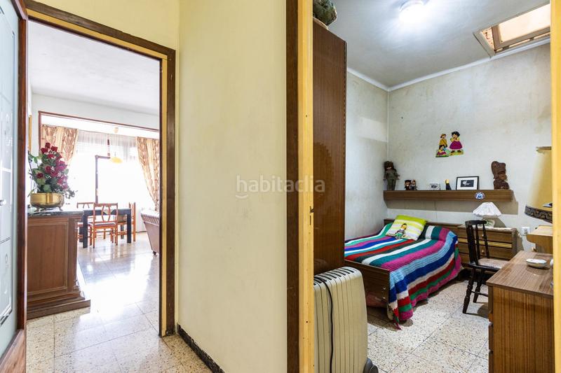 Foto 3c393b5e-f6b6-45b6-922d-0cd5fa2cc9b6. Casa adosada casa en planta para crear tu hogar ideal en Terrassa