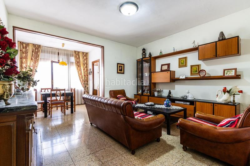 Foto 722d1454-e51d-4c65-b048-0351800d2a28. Casa adosada casa en planta para crear tu hogar ideal en Terrassa