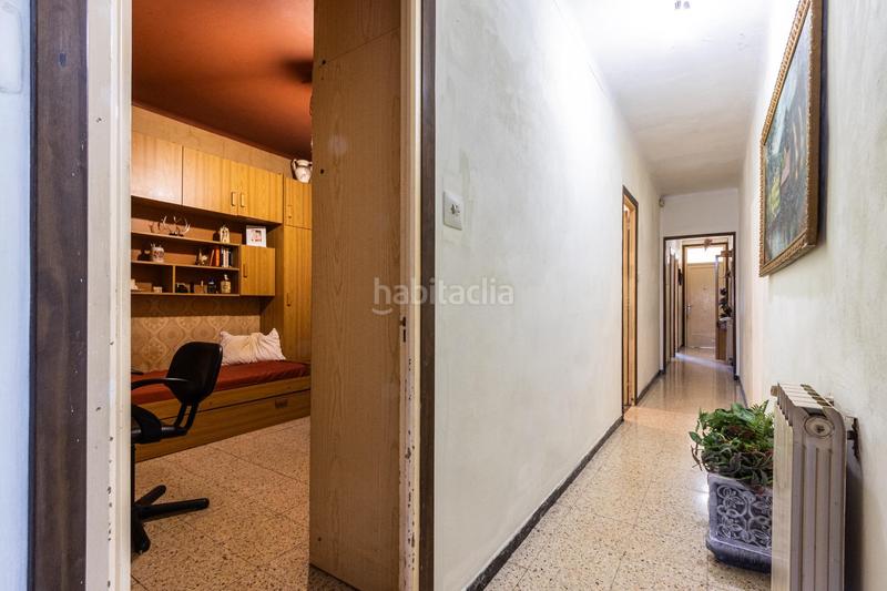 Foto 7386b8ce-de52-4d66-b065-a498ee08f0f8. Casa adosada casa en planta para crear tu hogar ideal en Terrassa