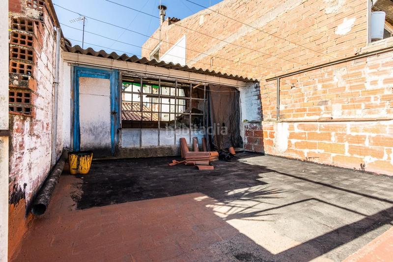 Foto bc1b0a45-70e0-4b07-9e0c-0acf7391d5ad. Casa adosada casa en planta para crear tu hogar ideal en Terrassa