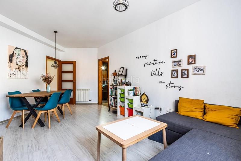 Foto aa2baccf-820c-486a-b59f-a37d0c212805. Piso una oportunidad que no podéis dejar escapar! en Terrassa