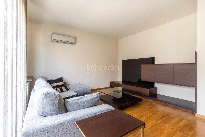 Foto f3cc9b5b-613a-4795-a688-04b352c304da. Àtic amb calefacció aparcament a San Pere Terrassa