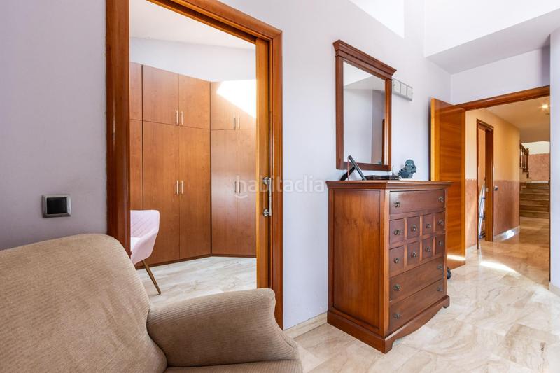 Foto 37086a60-e2ef-484b-8034-dab841150c7b. Casa todo incluido con vistas a montserrat i loft independiente! en Terrassa