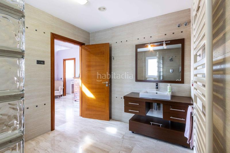 Foto 47291083-72d8-46d9-8234-3037bdb2f923. Casa todo incluido con vistas a montserrat i loft independiente! en Terrassa