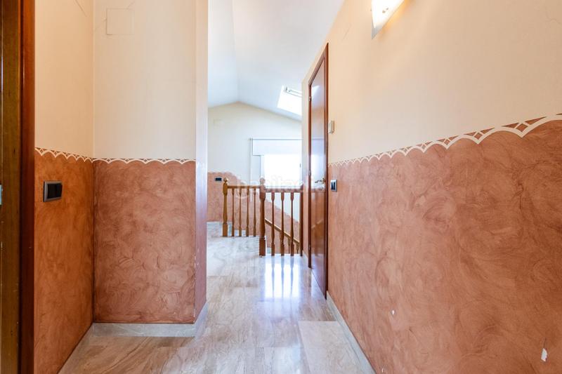 Foto 54c1ed3c-1b5c-406c-86cf-eb9ba6c76399. Casa todo incluido con vistas a montserrat i loft independiente! en Terrassa