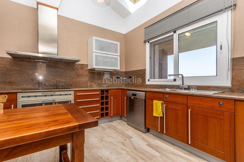 Foto 5a278dc1-eda2-43e9-9024-a0646be82ebb. Casa todo incluido con vistas a montserrat i loft independiente! en Terrassa
