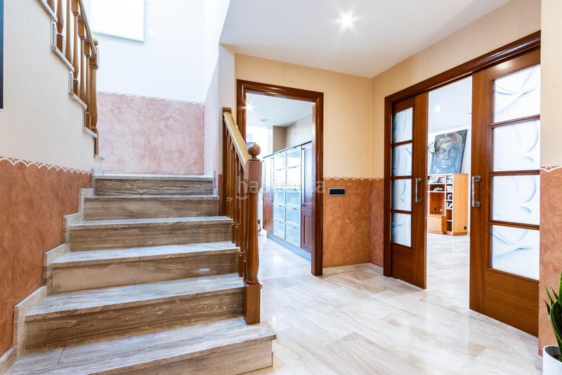 Foto 749f8bf0-14c6-4025-ae8e-356d0c5a882e. Casa todo incluido con vistas a montserrat i loft independiente! en Terrassa