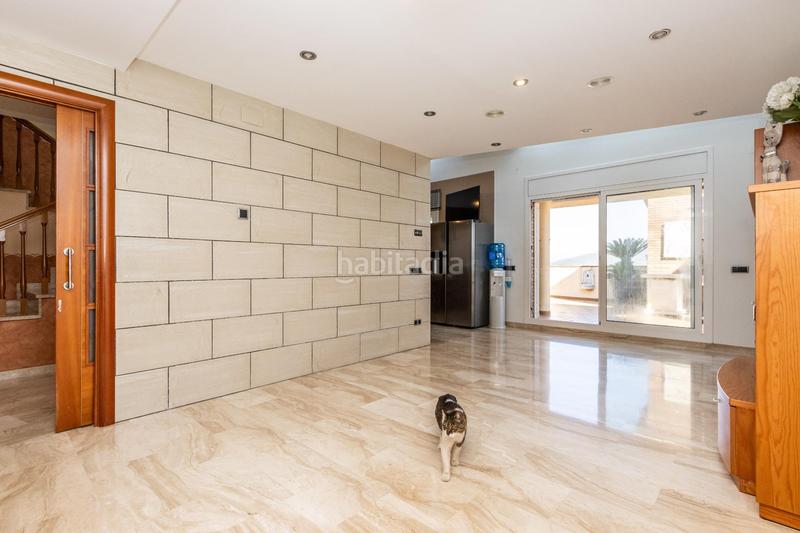 Foto ea3d6b1d-430d-4b9b-b26b-a0d5c6cba089. Casa todo incluido con vistas a montserrat i loft independiente! en Terrassa