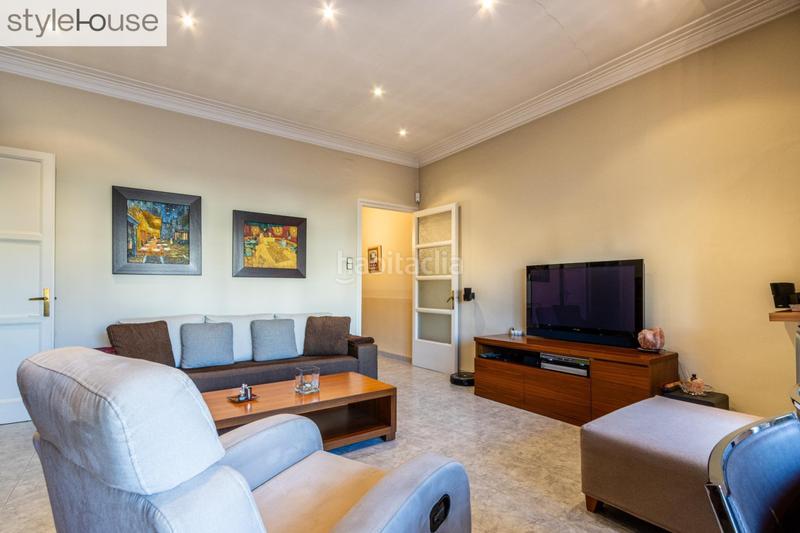 Foto 12331ef4-c583-4a4e-91ae-f447367ee0bd. Casa con riscaldamento parcheggio in Barri del Centre Terrassa