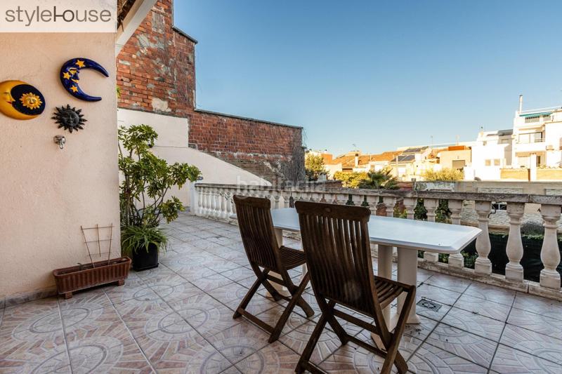 Foto 26f54782-2793-45f9-a39f-0826878460aa. Casa con riscaldamento parcheggio in Barri del Centre Terrassa