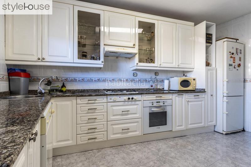 Foto 3c34200a-d229-4cfc-925e-9c41423745c8. Casa con riscaldamento parcheggio in Barri del Centre Terrassa