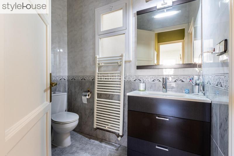 Foto 9ff072b9-c3e0-4388-9909-19db42a9afbd. Casa con riscaldamento parcheggio in Barri del Centre Terrassa